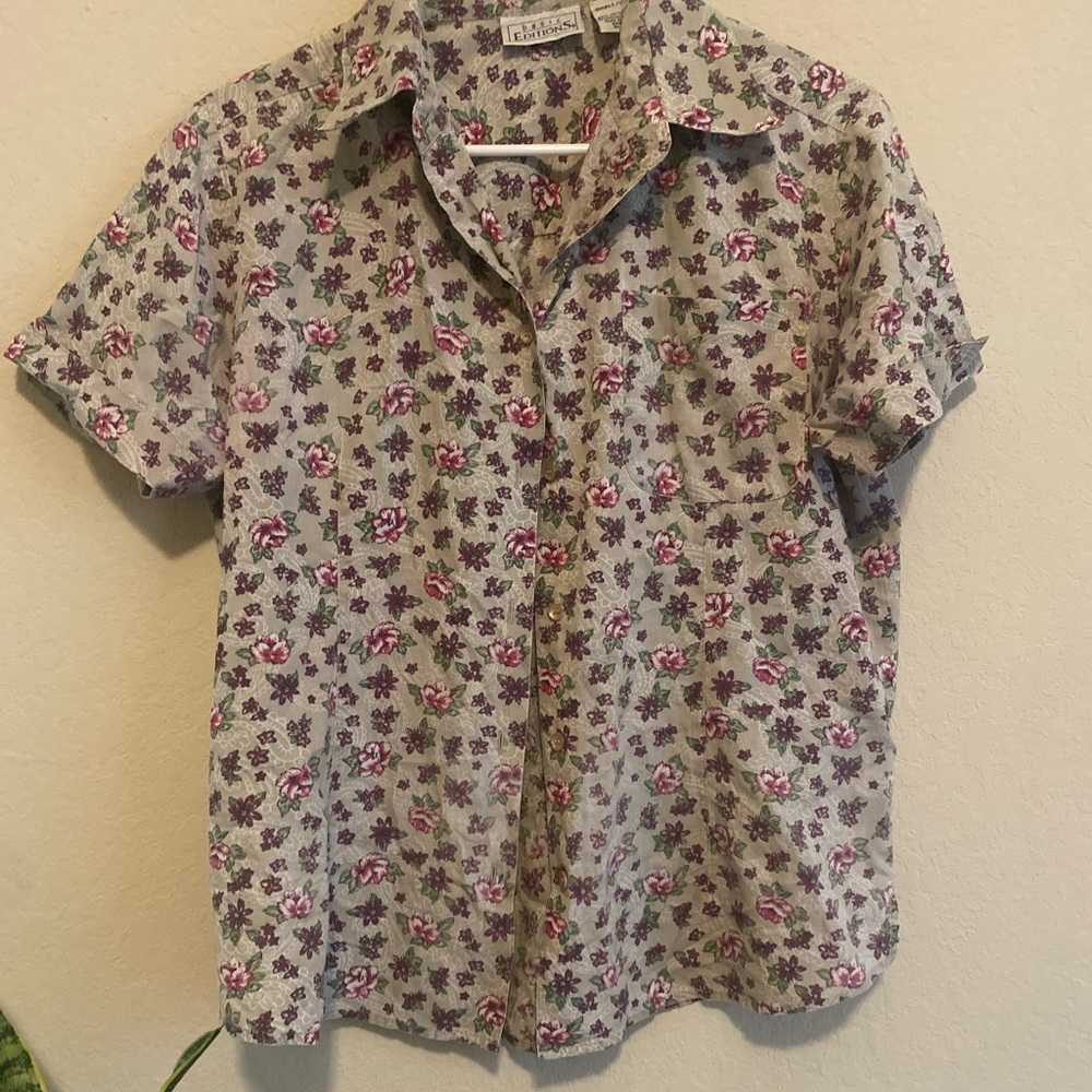 Floral short sleeve ⚡️